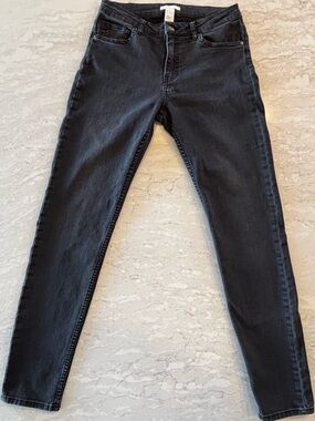 H&M Black Jeans, sz 8/fits like a sz 6